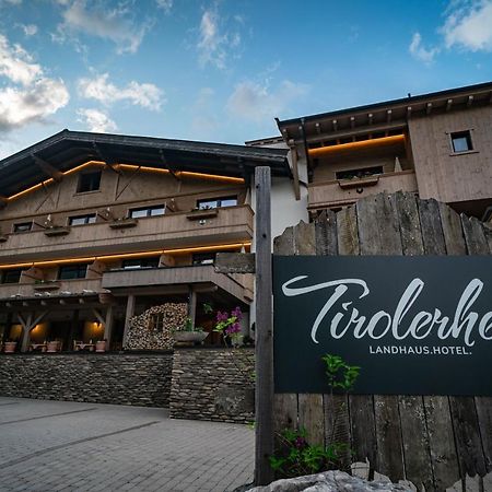Hotel Landhaus Tirolerherz ザンクト・ウルリッヒ・アム・ピラーゼー エクステリア 写真