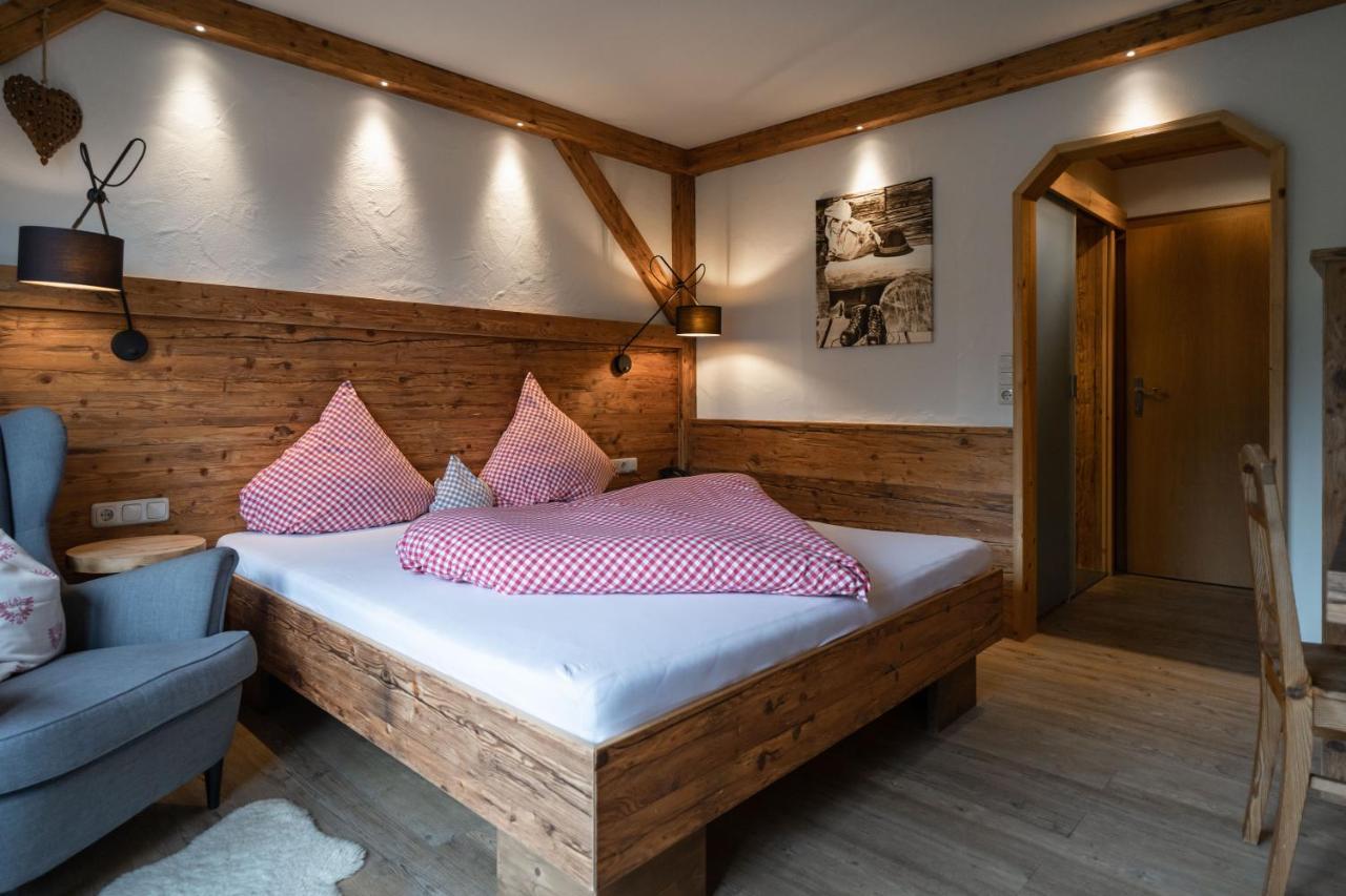 Hotel Landhaus Tirolerherz ザンクト・ウルリッヒ・アム・ピラーゼー エクステリア 写真
