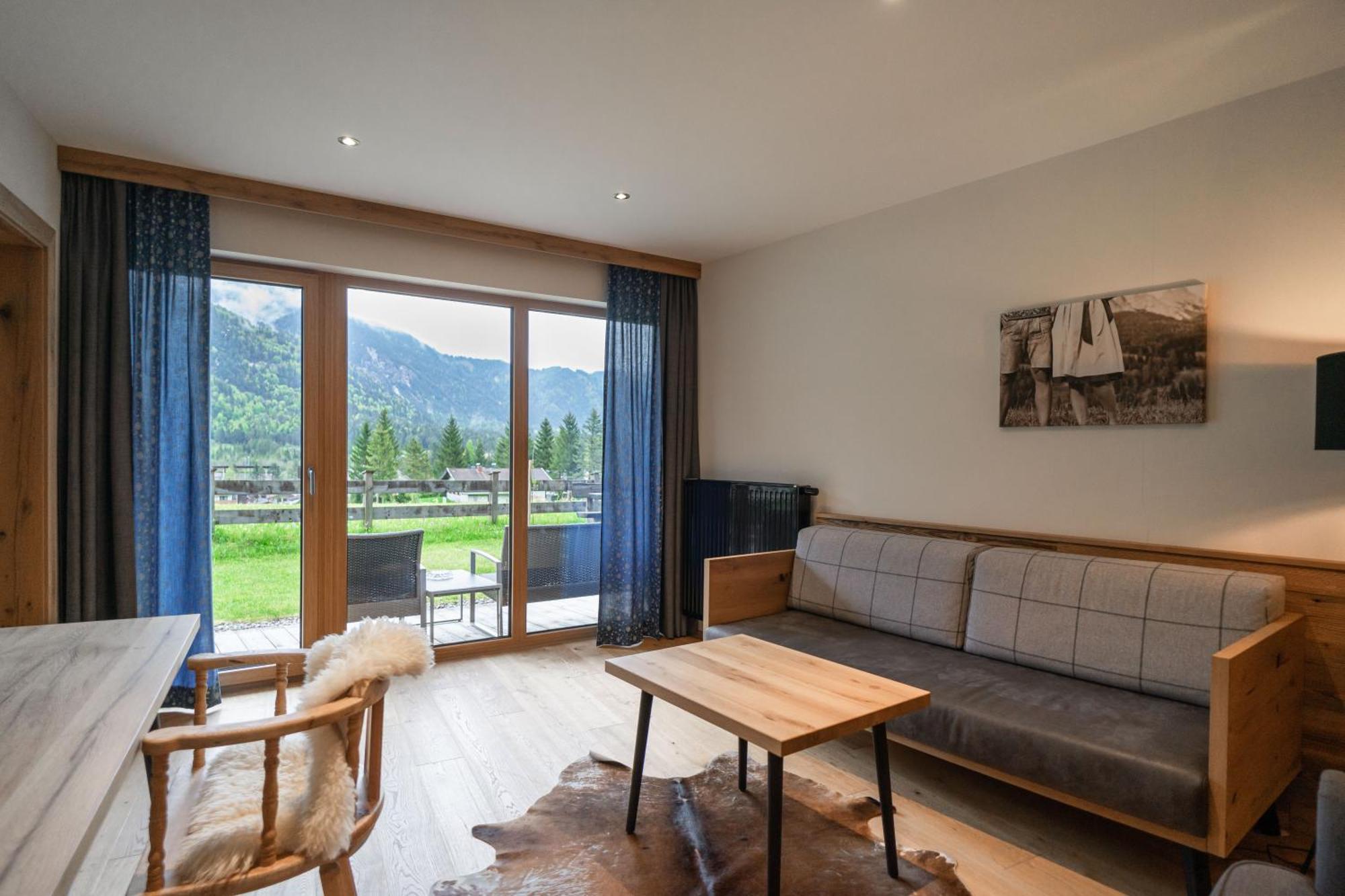 Hotel Landhaus Tirolerherz ザンクト・ウルリッヒ・アム・ピラーゼー 部屋 写真