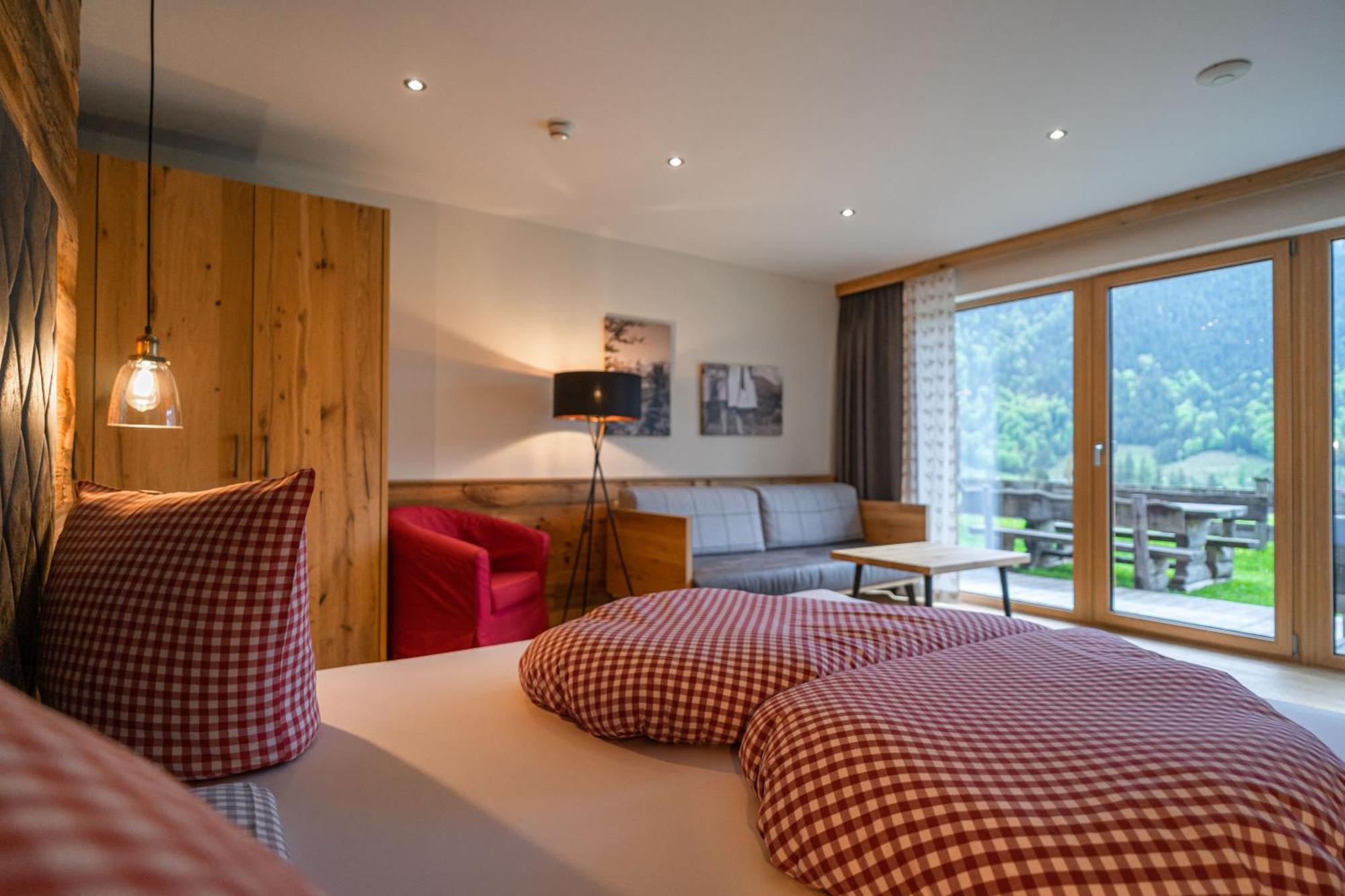 Hotel Landhaus Tirolerherz ザンクト・ウルリッヒ・アム・ピラーゼー 部屋 写真