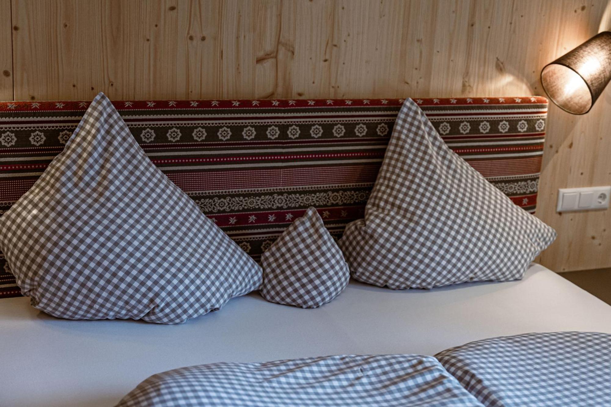 Hotel Landhaus Tirolerherz ザンクト・ウルリッヒ・アム・ピラーゼー 部屋 写真